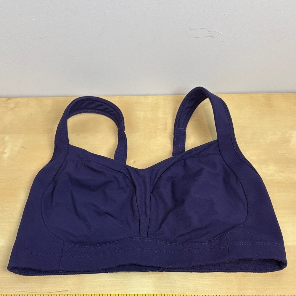 Lululemon Ta Ta Tamer III sports bra
